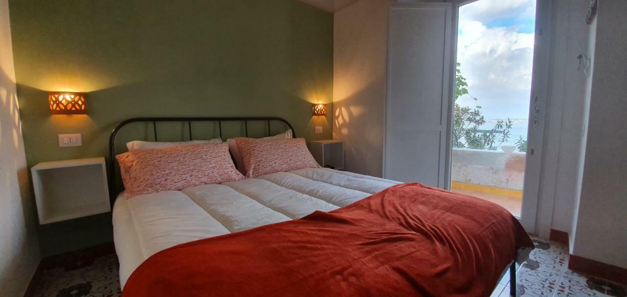 B&B Fish Vietri Eksteriør billede